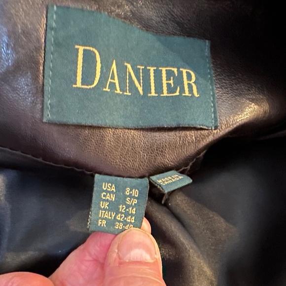 Women's Danier Black Leather Classic Blazer Style Jacket Size - Picture 5 of 11